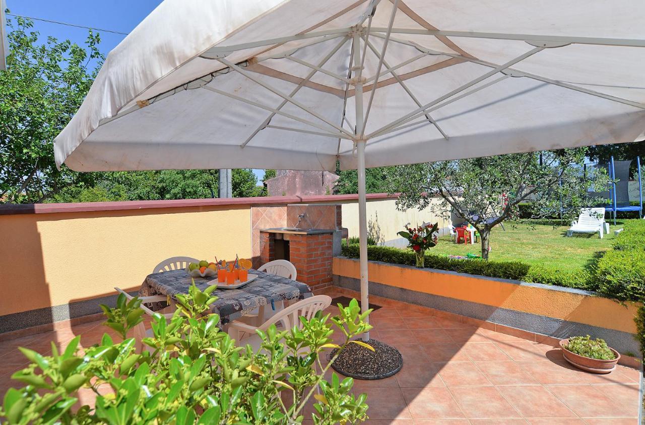 House Kristina 1203 Villa Pula Ngoại thất bức ảnh